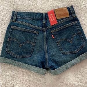 Levi’s Wedgie Shorts